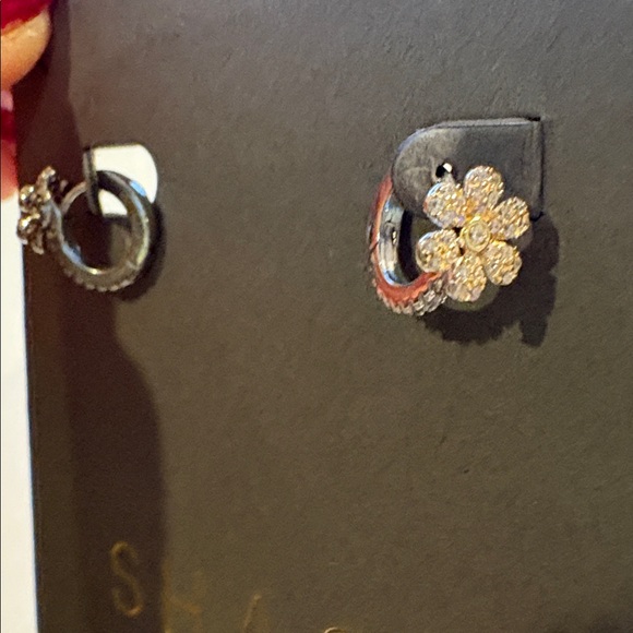 SHASHI Silver Plated Pave Floral Huggie Petite Earrings - Picture 4 of 8